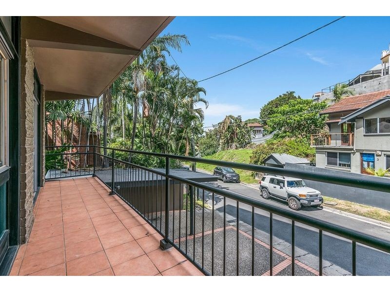 1/21 Arran Avenue, Hamilton QLD 4007