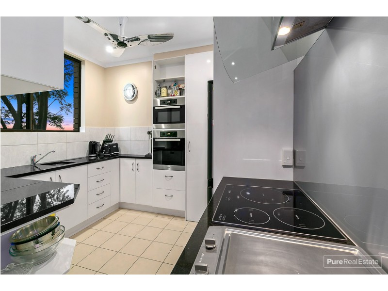 2/26 Simpsons Road, Bardon QLD 4065