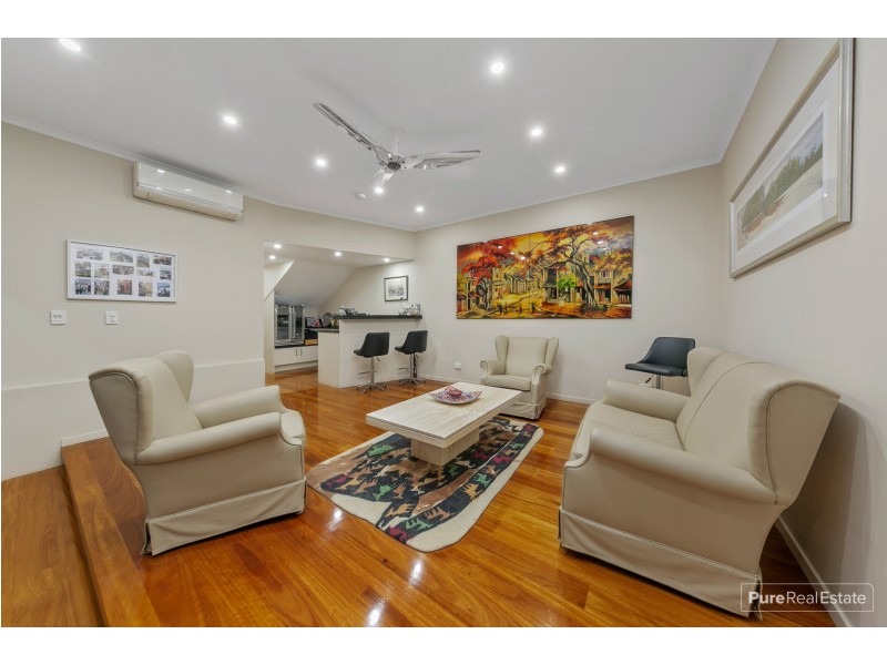 2/26 Simpsons Road, Bardon QLD 4065