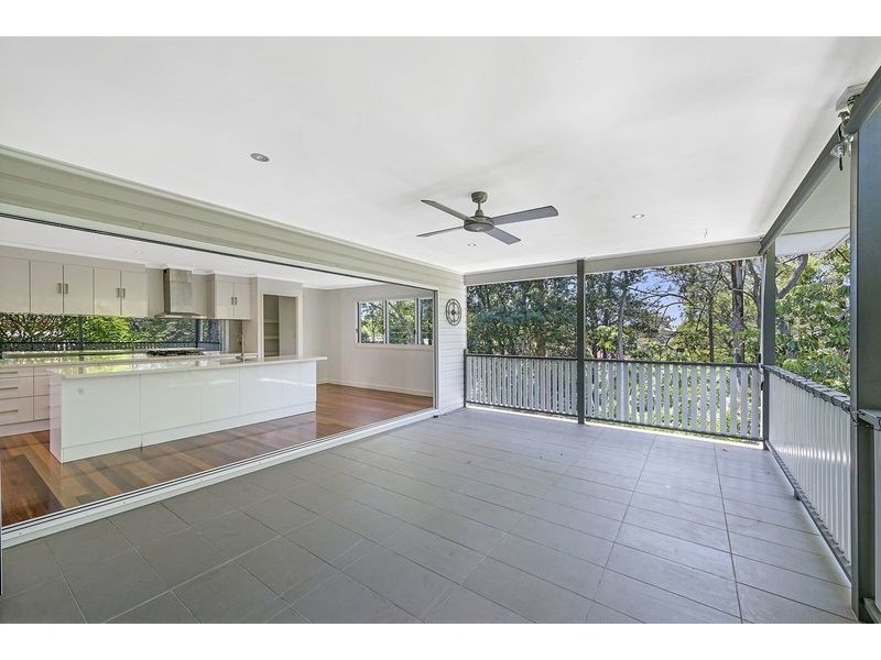 22 Normanton Street, Stafford Heights QLD 4053