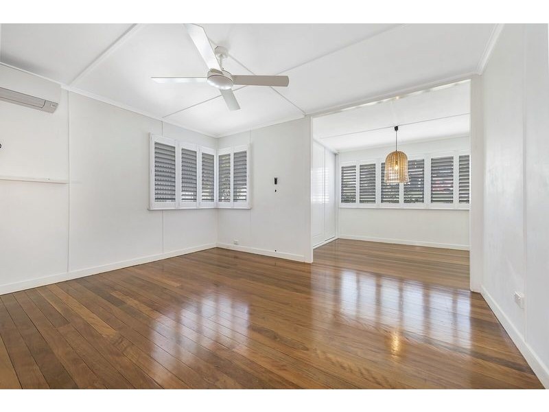 22 Normanton Street, Stafford Heights QLD 4053