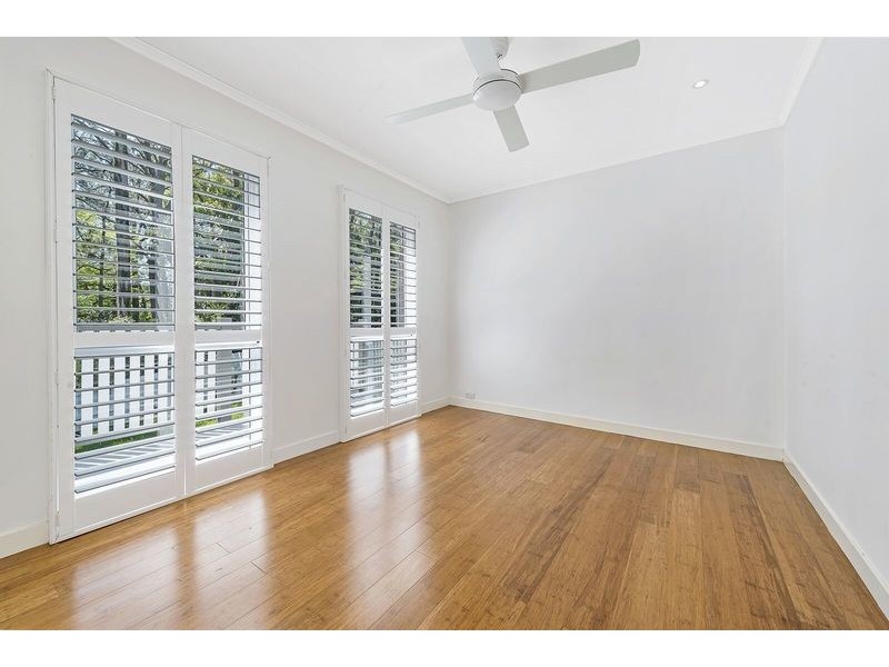 22 Normanton Street, Stafford Heights QLD 4053