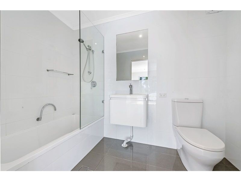 22 Normanton Street, Stafford Heights QLD 4053