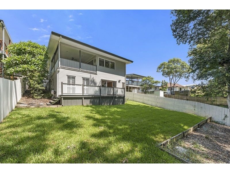 22 Normanton Street, Stafford Heights QLD 4053