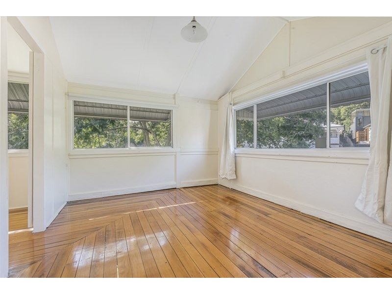 36 Barwood Street, Newmarket QLD 4051