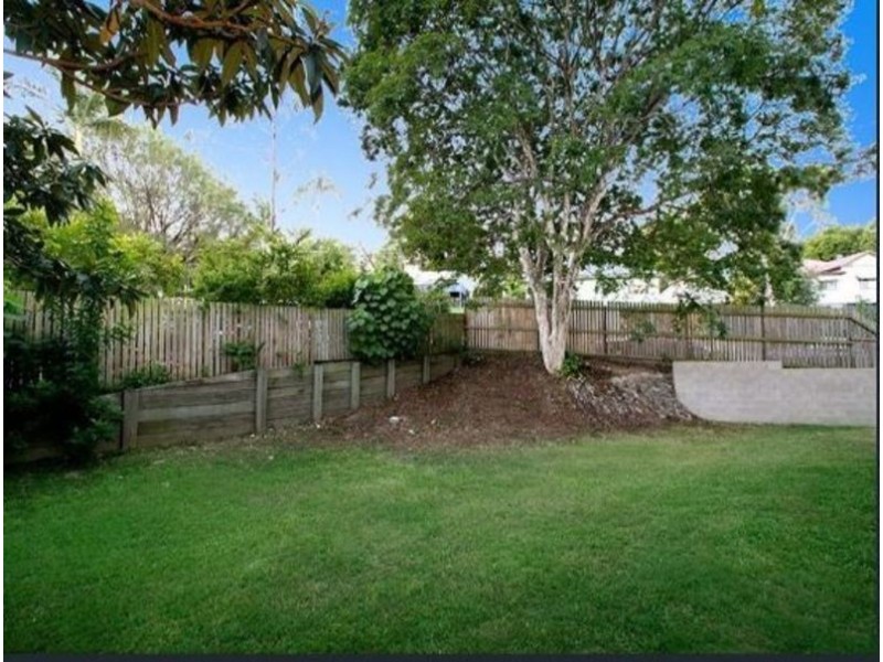 36 Barwood Street, Newmarket QLD 4051