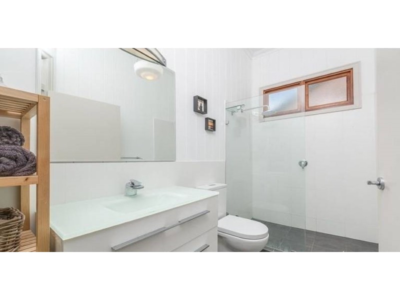 52 Glen Street, Kelvin Grove QLD 4059