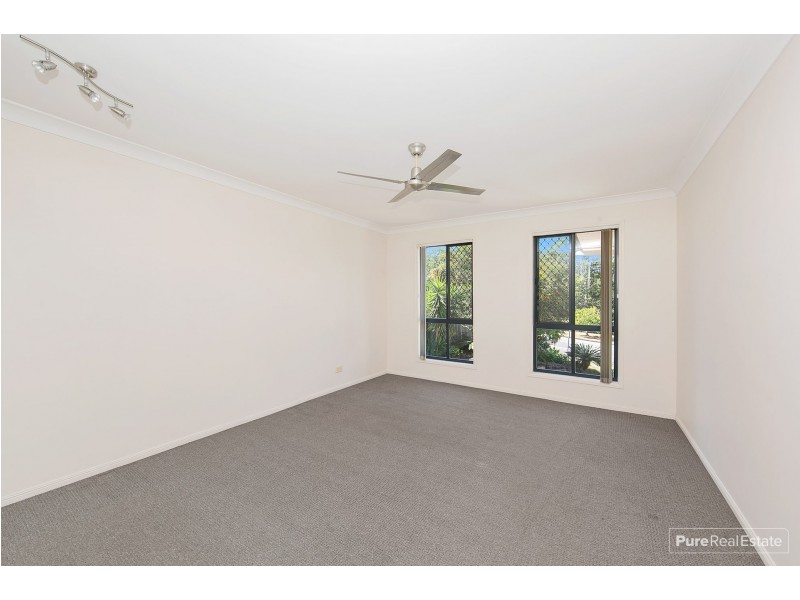 80 College Road, Karana Downs QLD 4306