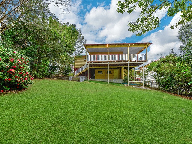 33 Atthow Avenue, Ashgrove QLD 4060