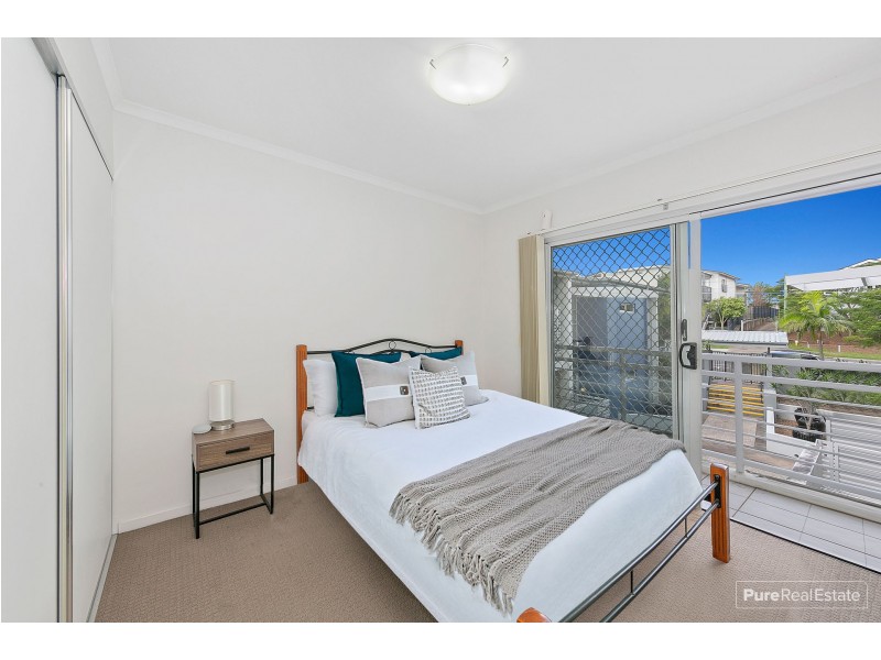 204/18 Richmond Road, Morningside QLD 4170