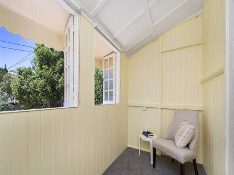 16 Argyle Street, Red Hill QLD 4059