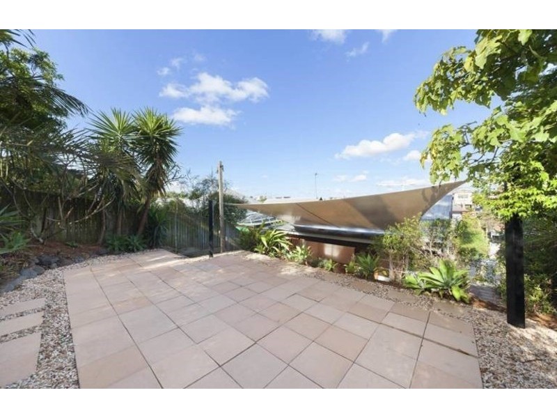 30 Federal Street, Red Hill QLD 4059