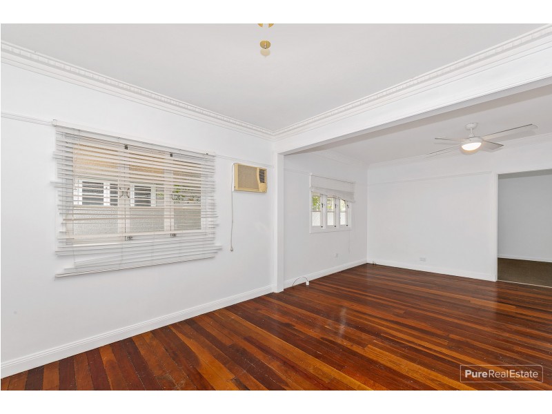 70 Burralong Street, Deagon QLD 4017