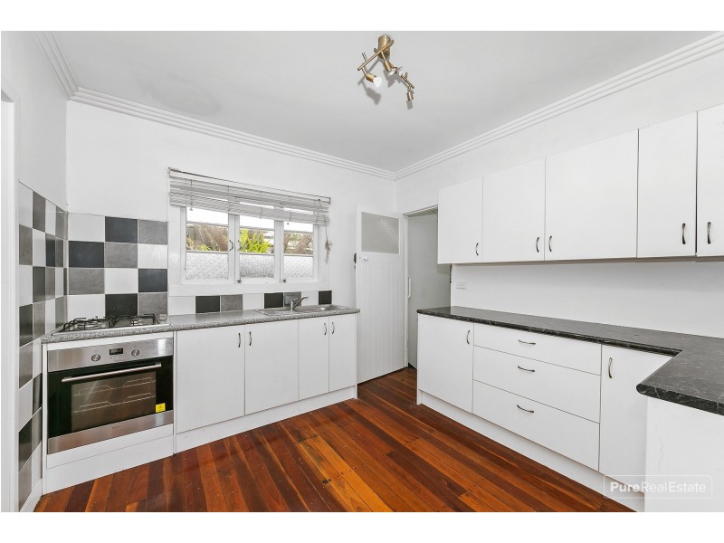 70 Burralong Street, Deagon QLD 4017