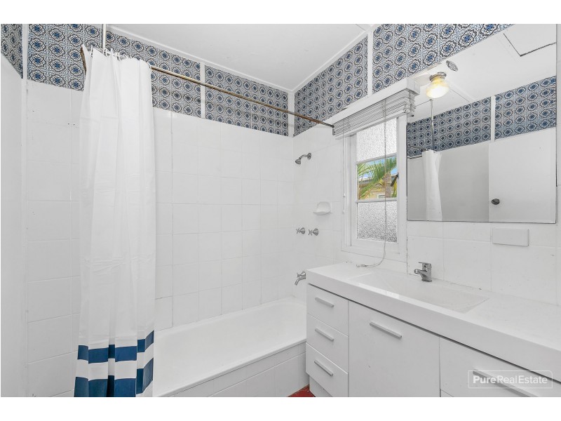 70 Burralong Street, Deagon QLD 4017