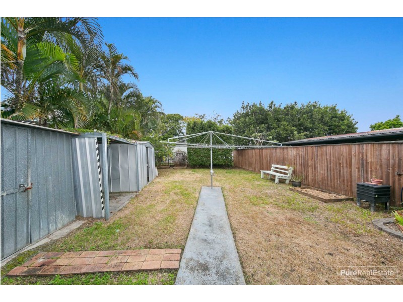 70 Burralong Street, Deagon QLD 4017