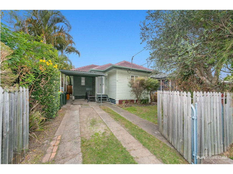 70 Burralong Street, Deagon QLD 4017