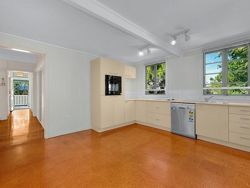 9 White Street, Kelvin Grove QLD 4059