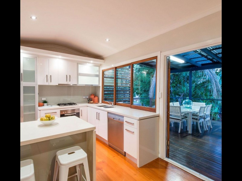 33 Annie Street, Windsor QLD 4030