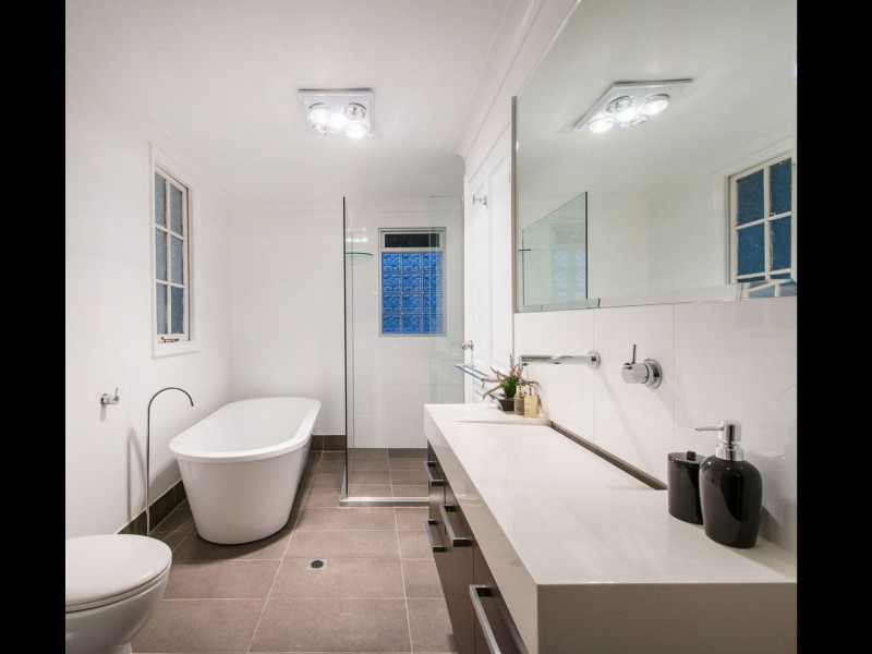 33 Annie Street, Windsor QLD 4030