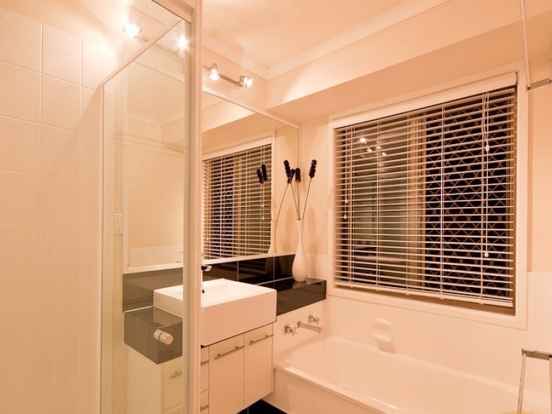 9 Malachite Street, Keperra QLD 4054