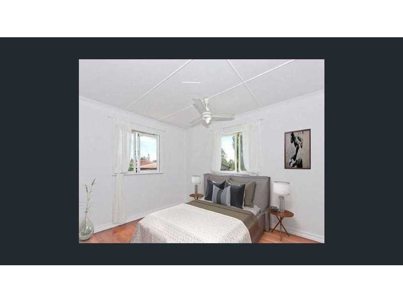 32 Gatwick Street, Stafford Heights QLD 4053