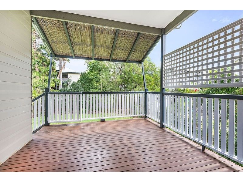 27 Asquith Street, Morningside QLD 4170