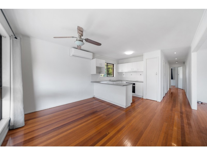 12 Fox Street, Strathpine QLD 4500