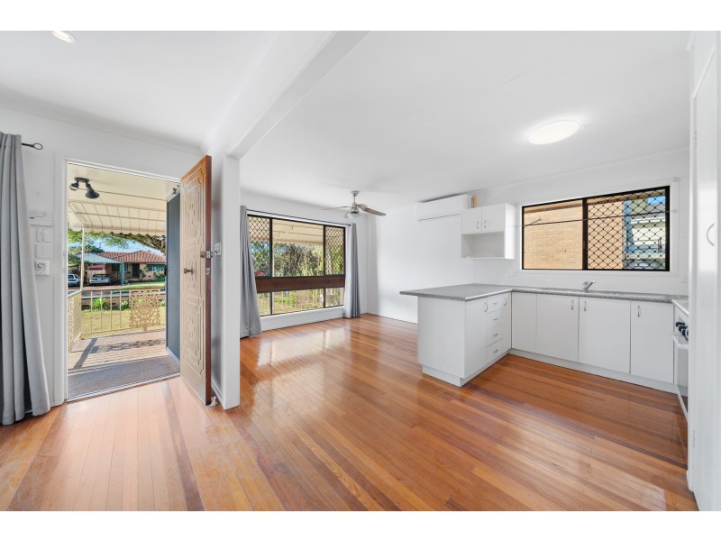 12 Fox Street, Strathpine QLD 4500