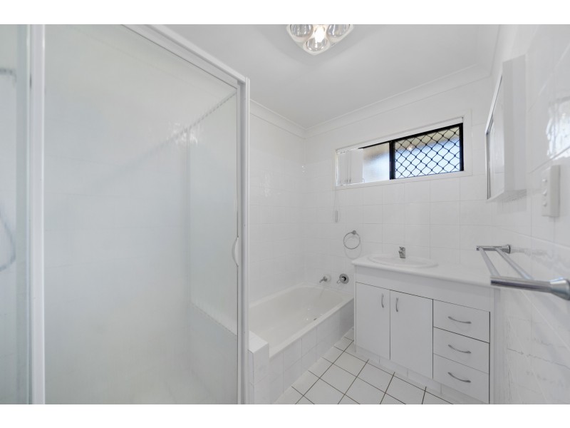 12 Fox Street, Strathpine QLD 4500