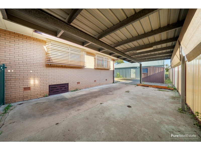 12 Fox Street, Strathpine QLD 4500