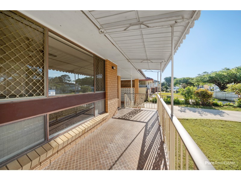 12 Fox Street, Strathpine QLD 4500