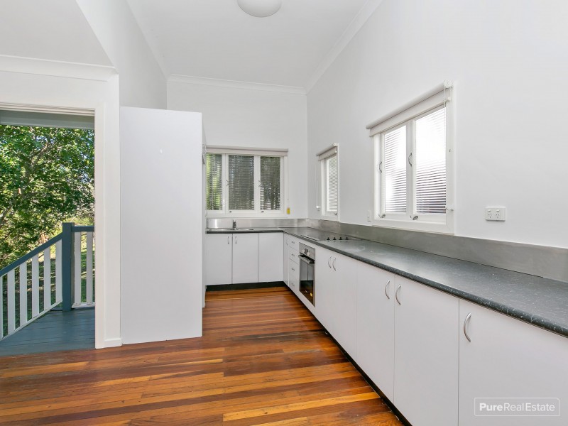 8 Elliott Street, Woolloongabba QLD 4102