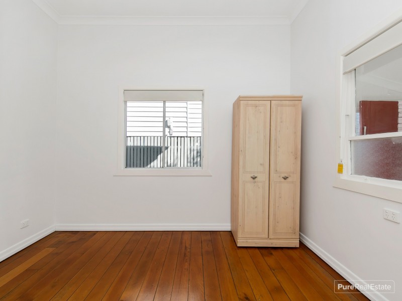 8 Elliott Street, Woolloongabba QLD 4102