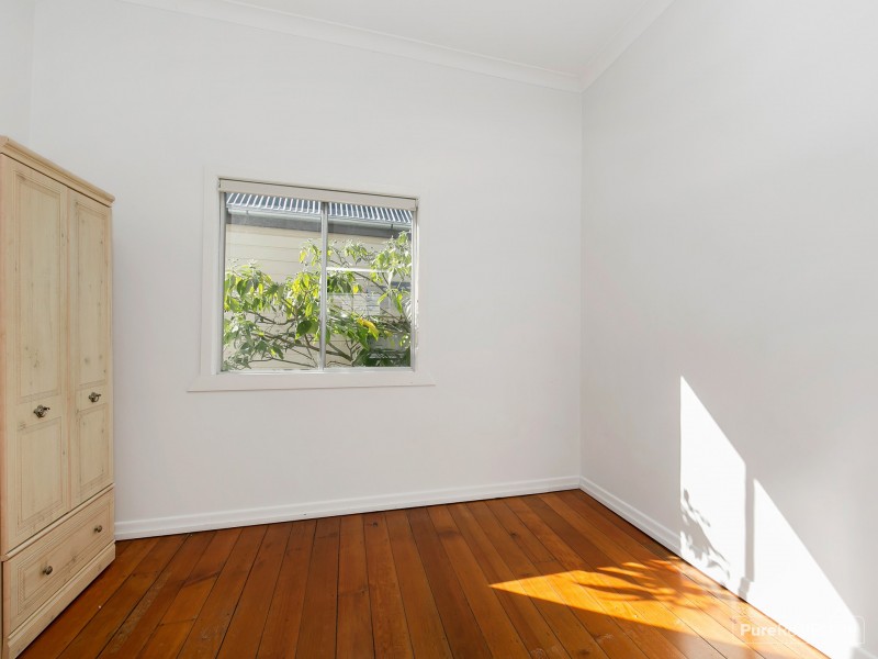 8 Elliott Street, Woolloongabba QLD 4102