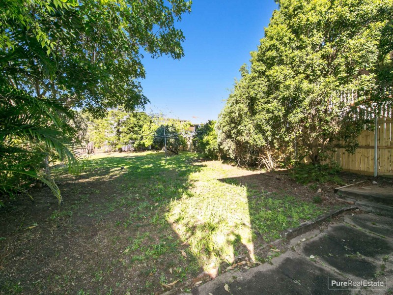 8 Elliott Street, Woolloongabba QLD 4102