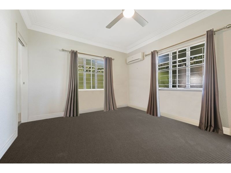 19 Nind Street, Wavell Heights QLD 4012