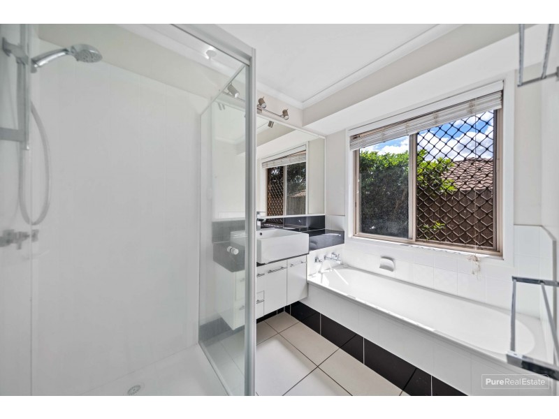 9 Malachite Street, Keperra QLD 4054