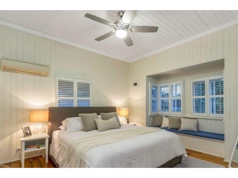 37 Woodland Street, Ashgrove QLD 4060