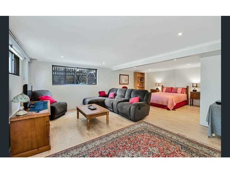 16 Walpole Street, Mcdowall QLD 4053
