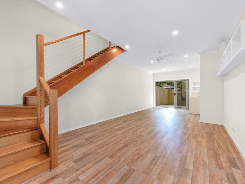 2/34 Aubigny Place, Annerley QLD 4103