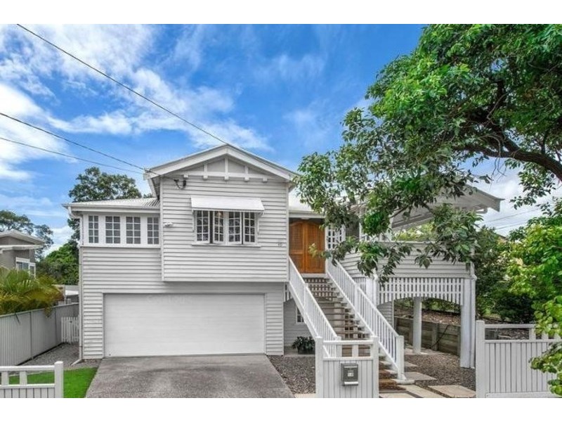 10 Dorrington Drive, Ashgrove QLD 4060