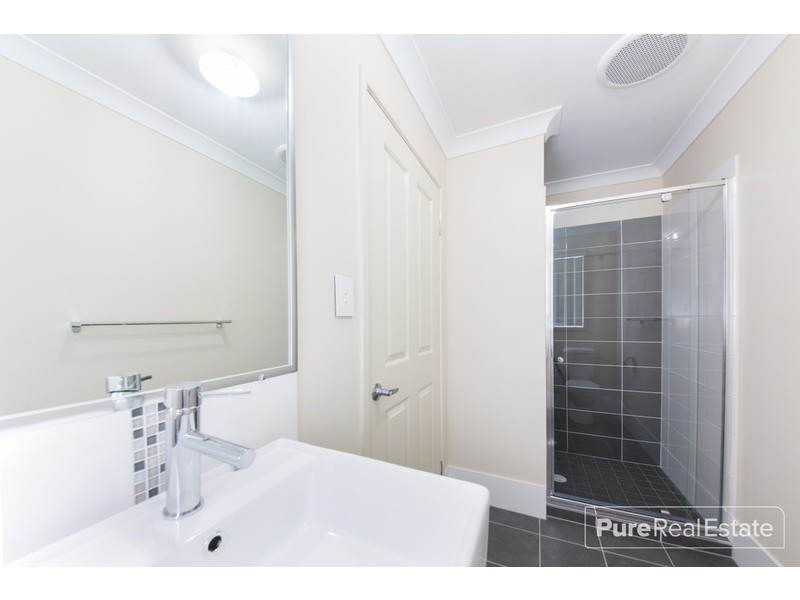 3A Bridge Street, Redbank QLD 4301