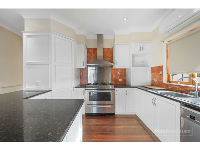 15 Chigwell Street, Wavell Heights QLD 4012