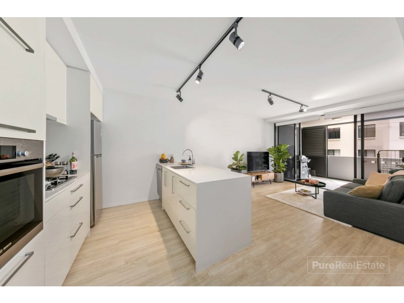 2016/9 Edmondstone Street, South Brisbane QLD 4101