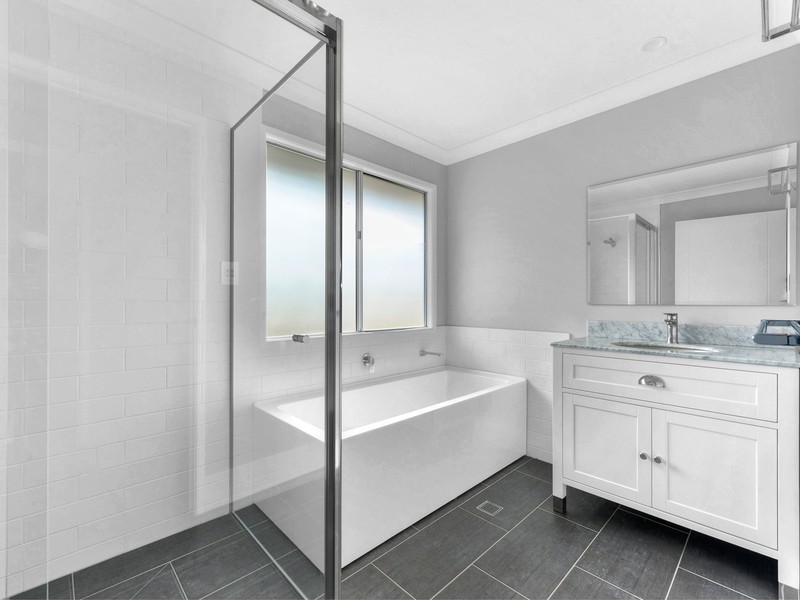 76 Canberra Drive, Ashgrove QLD 4060