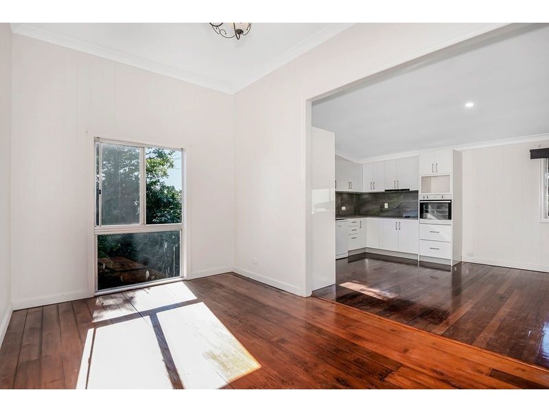 28 Leonard Street, Woolloongabba QLD 4102