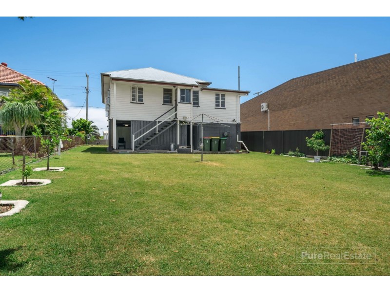 272 South Pine Road, Enoggera QLD 4051