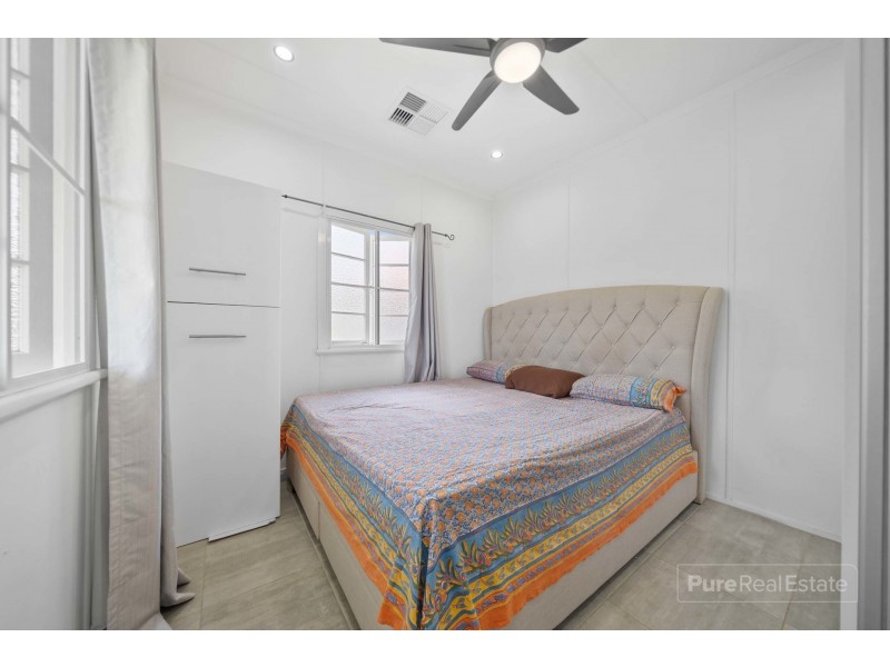 272 South Pine Road, Enoggera QLD 4051