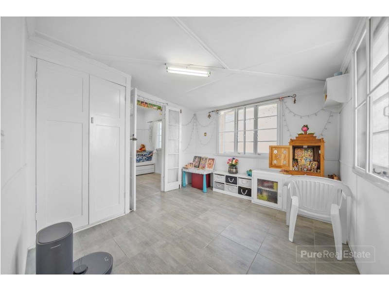 272 South Pine Road, Enoggera QLD 4051